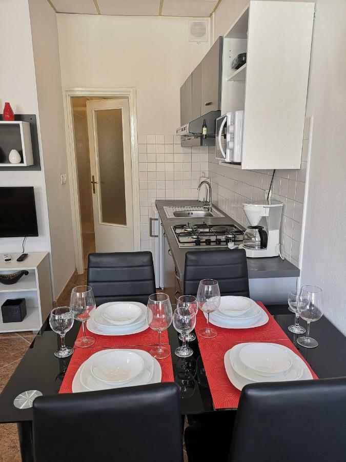 Studio Bi Apartment Umag Exterior photo